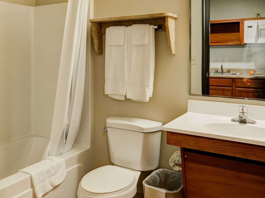 Woodspring Suites Savannah Garden City Rom bilde